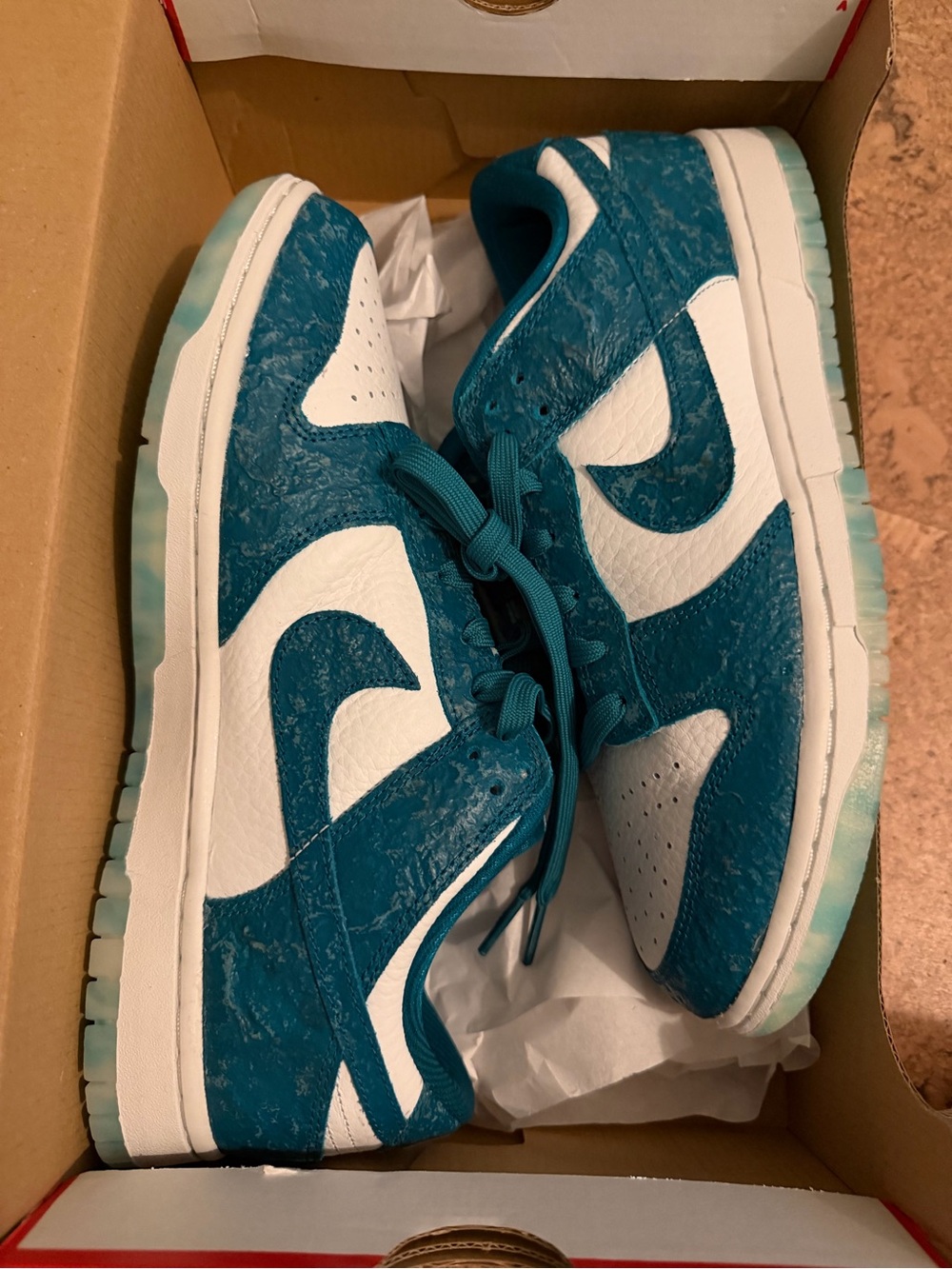 2022
Nike Women's Dunk Low 'Ocean'